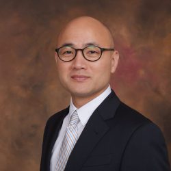 Hans Yoo Headshot
